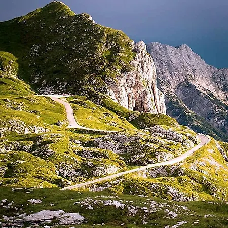 Kronotop In Triglav National Park 特伦塔